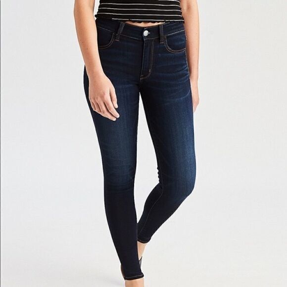 American Eagle Dark Wash Skinny Jeans - Picture 1 of 8